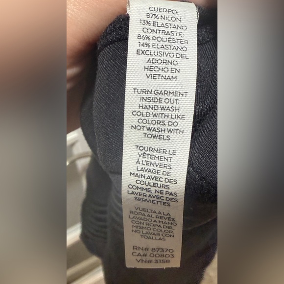 Alo High-Waist Moto Legging - Picture 16 of 16